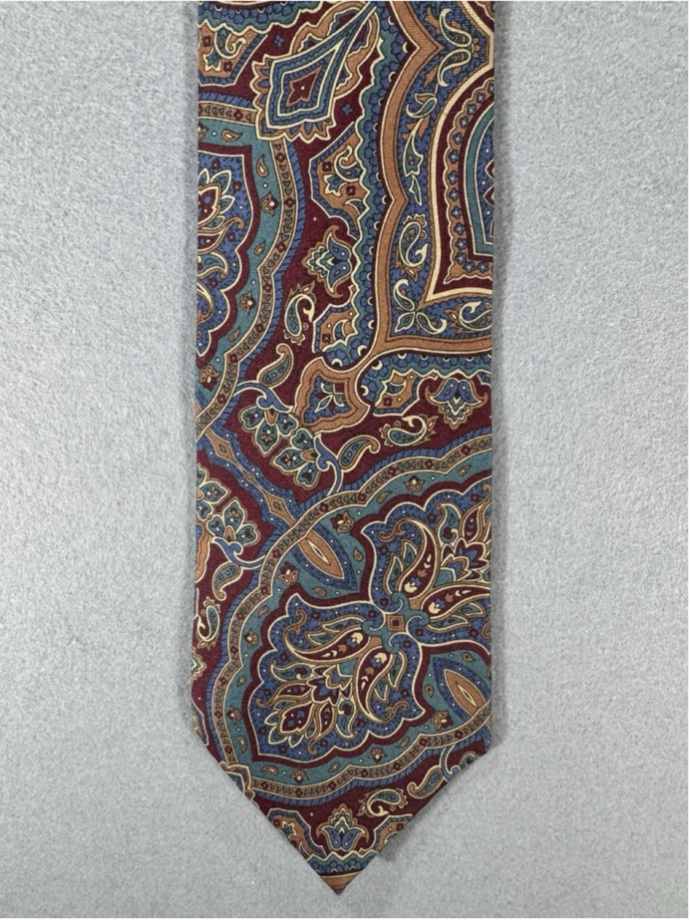 Andhurst 100% Imported Silk Made In USA Paisley Neck Tie Red Blue Multicolor